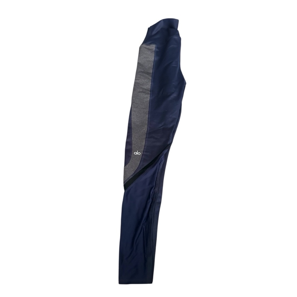 ALO Yoga Blue black and Gray Leggings Moisture-Wicking Comfort - Picture 4 of 8